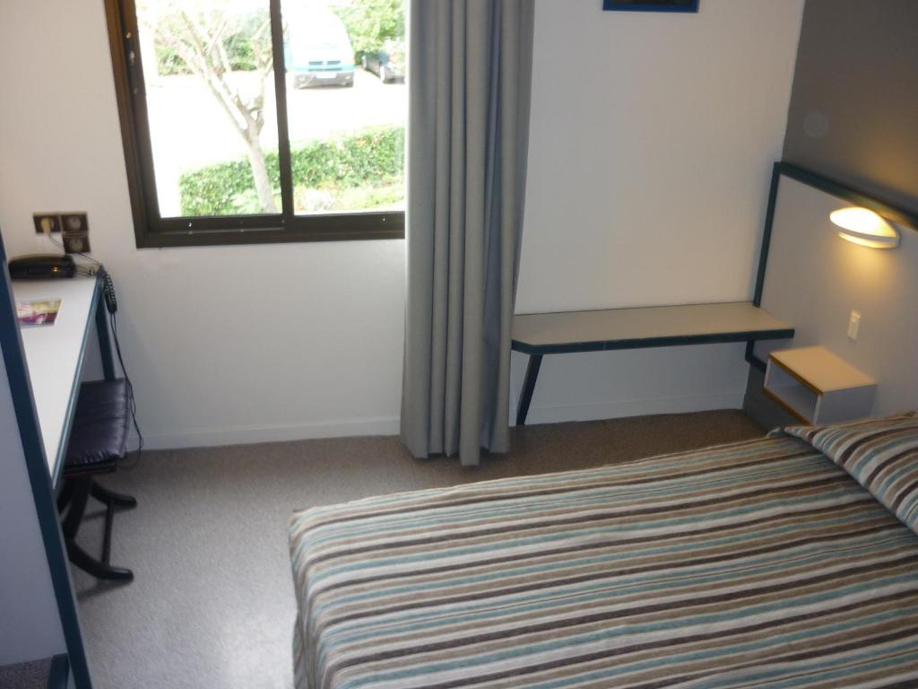Hotel Entre 2 Mers Proche Bordeaux Carbon-Blanc Ruang foto